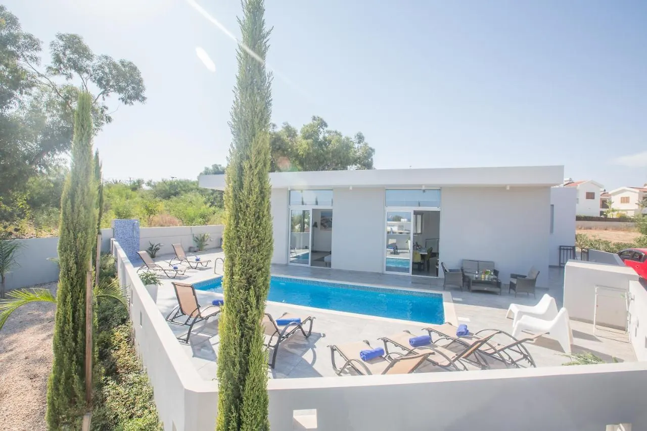 Polymnia Luxury Villas Protaras