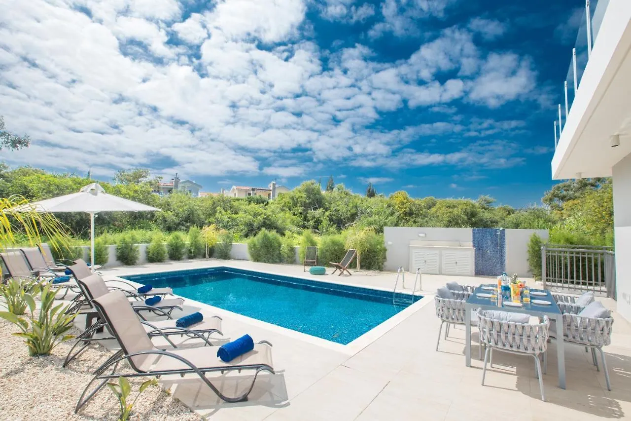 Polymnia Luxury Villas Protaras