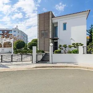 Villa Blue Pelagos, Protaras
