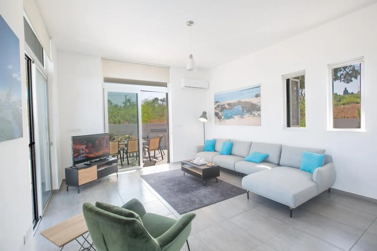 Polymnia Luxury Villas Protaras